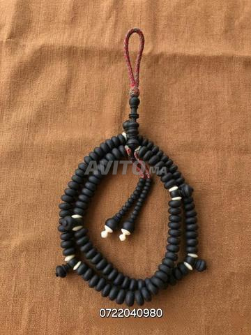 ✅️ Chapelet en bois d'olivier noir incrusté d'os de chameau📿