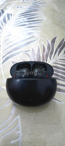 écouteurs Bluetooth Edifier X2 endommagés - 2