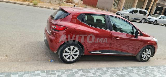 Renault Clio - 2