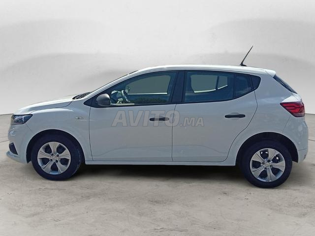 DACIA. Sandero - 2