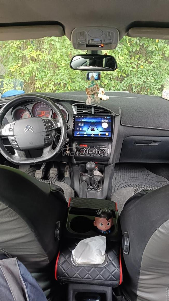Citroën C4 modèle 2011/12 diesel 6v