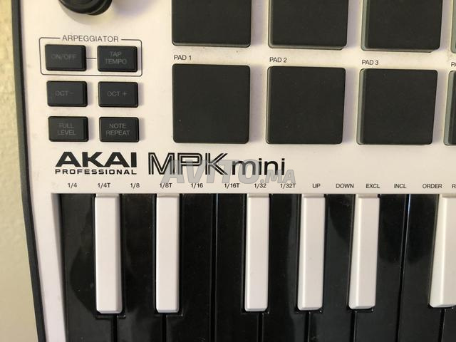 Akal MPK mini - 2