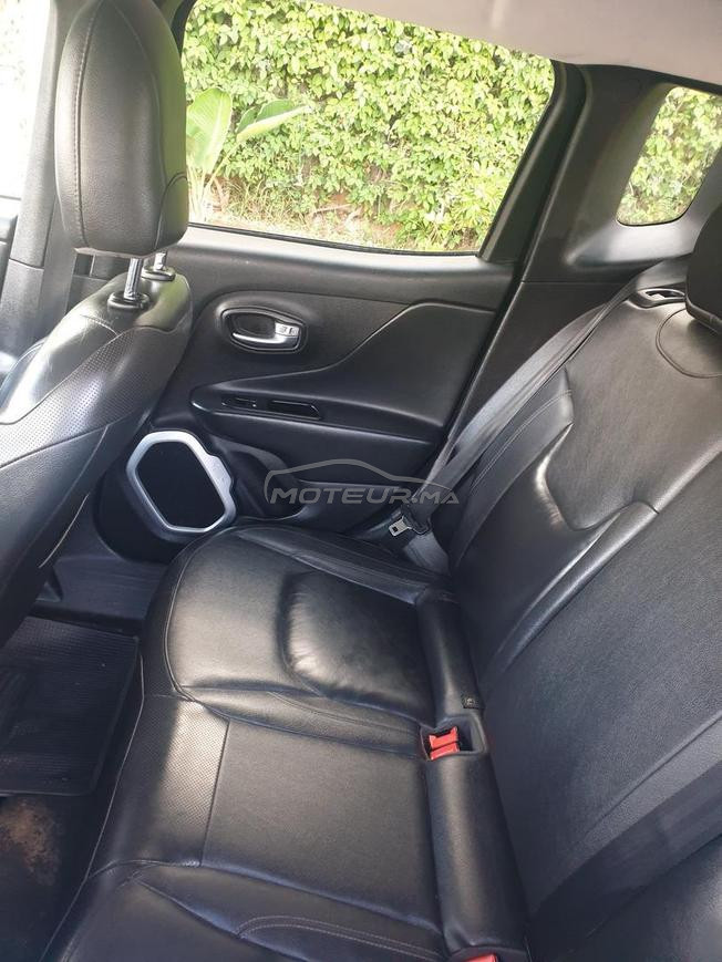 jeep Renegade Limited 1er main 