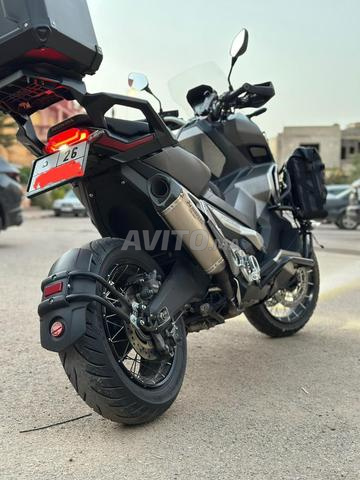 Honda XADV 750 modèle 2018 dédouanée 2023 - 2