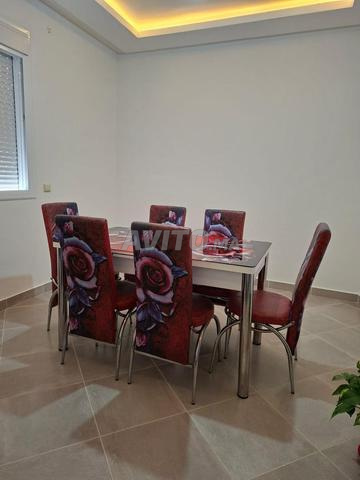 Ensemble de table à manger avec 6 chaises – Design élégant - 2