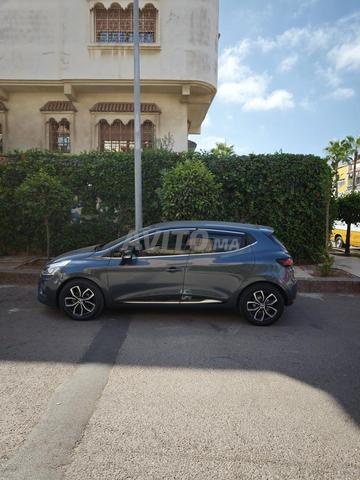 Clio 4 automatique modèle 2020 toutes options - 2