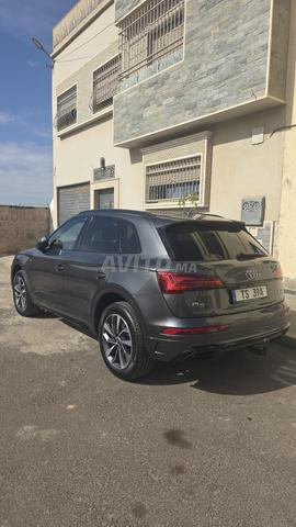 Audi Q5 2023 Automatique 150000km - 2