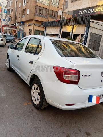 Dacia Logan, première main, bon état - 2
