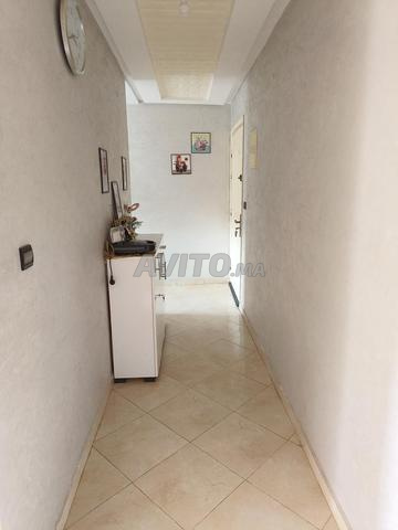 Appartement titré à vendre: salon, 2 chambres, un autre salon, cuisine et salle de bain - 2