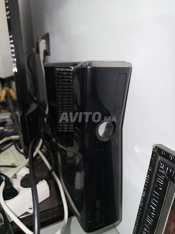 Xbox 360 Slim en parfait état de marche - 2
