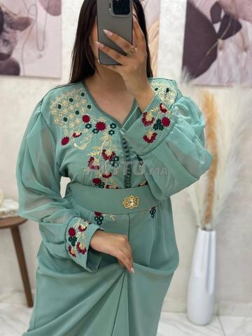 Caftan marocain disponible en différentes couleurs. - 2
