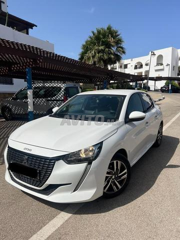 Peugeot 208 Allure - 2