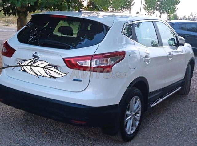 Nissan Qashqai - 2