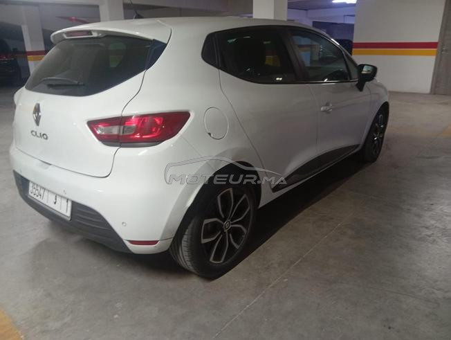 Renault clio 4 bouskoura