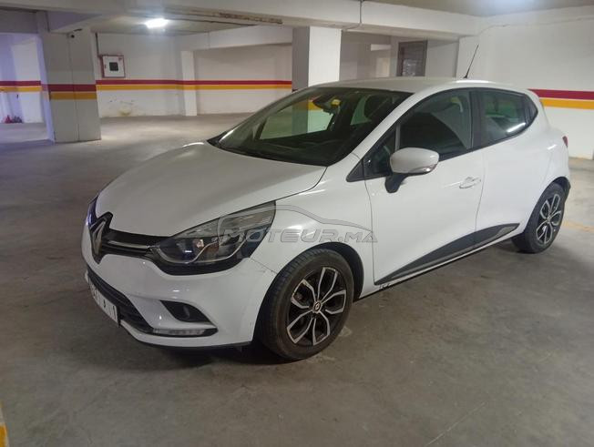 Renault clio 4 bouskoura