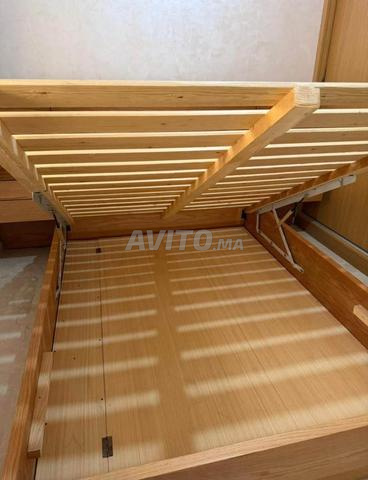 Lit en bois, tête de lit, 2 tables de chevet