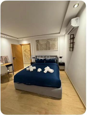 À VENDRE – STUDIO MEUBLÉ | LES HÔPITAUX