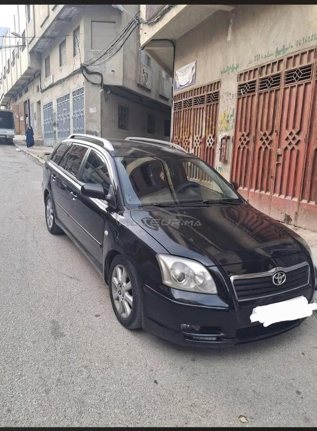 toyouta avensis  ne9iya bzaf