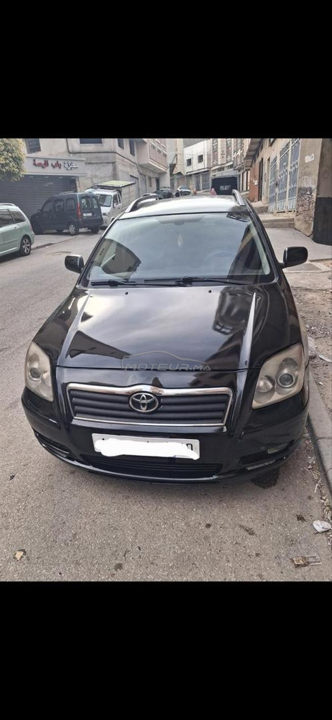 toyouta avensis  ne9iya bzaf
