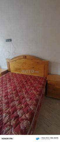 Chambre à coucher avec entraîneur de tapis en excellent état - 2