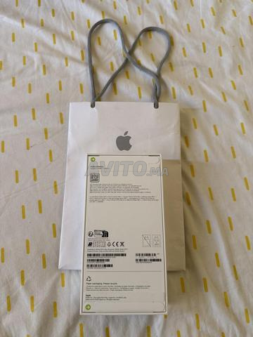 iPhone 18 Pro Max 256 Burgundy - 2
