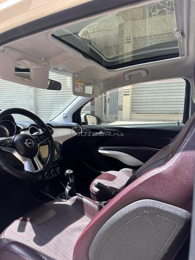 Opel adam 2016 tres bonne état 