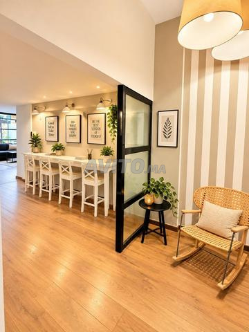 BUREAU HAUT STANDING AVEC TERRASSE - BOURGOGNE