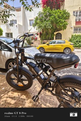Vélo électrique presque neuf