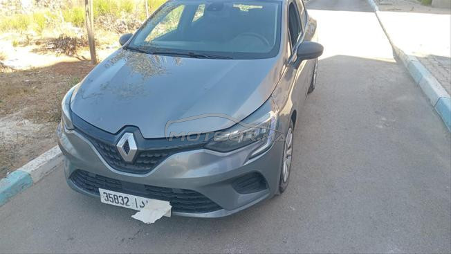RENAULT Clio 5