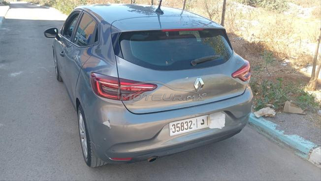 RENAULT Clio 5