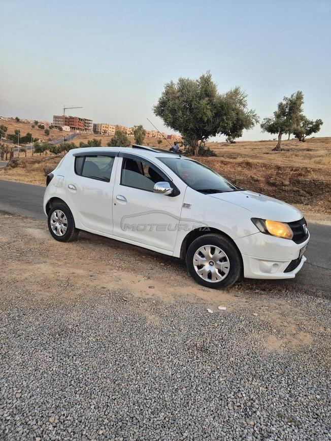 dacia sandiro 2015