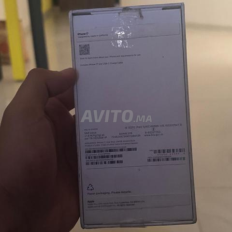 iPhone 17 comme neuf - 2