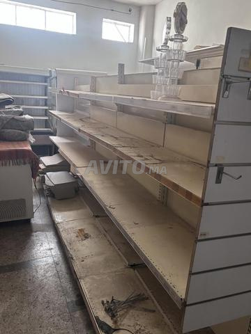 Étagères professionnelles pour magasin