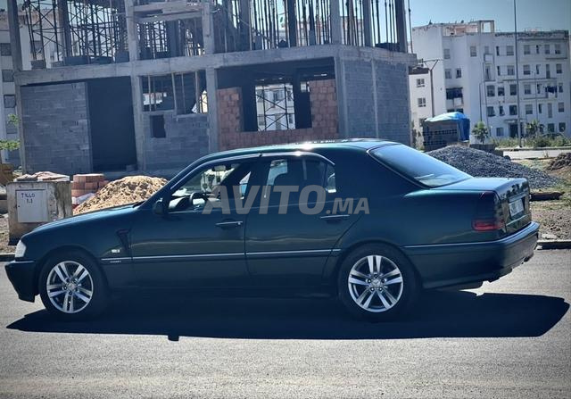 Mercedes-Benz Classe C Diesel Automatique 1997 - 2