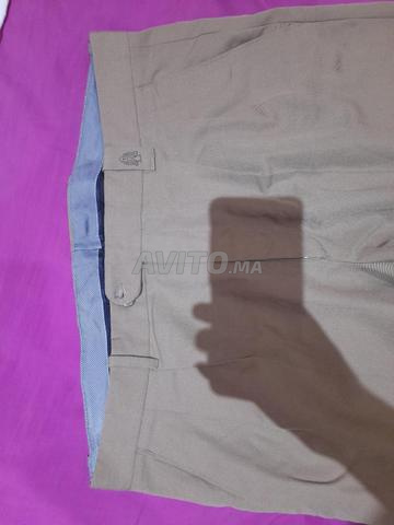 Pantalon de couleur beige - 2