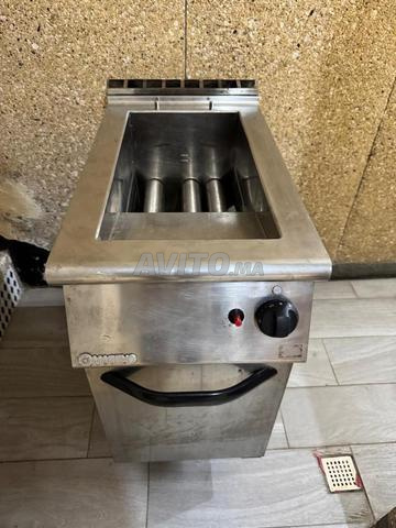 Friteuse professionnelle à gaz italienne - 2