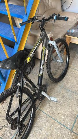 Joli scooter pour se déplacer, léger (sans frein avant) - 2