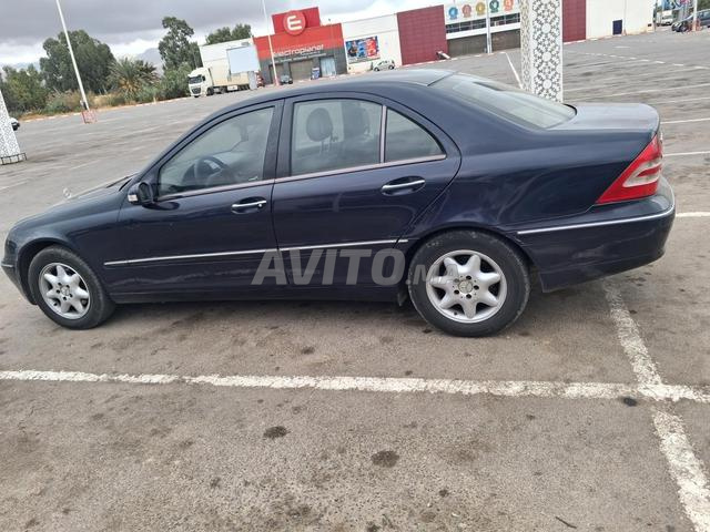 Mercedes-Benz Classe C Essence Manuelle 2003 - 2