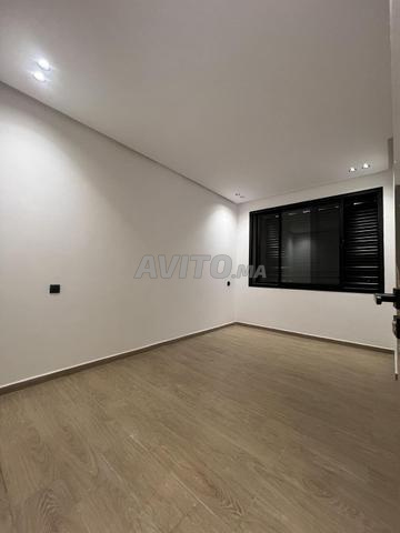 Appartement à louer 80 m² à Casablanca - 2