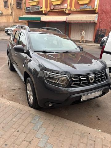 Dacia Duster Diesel Modèle 2022 automatique - 2