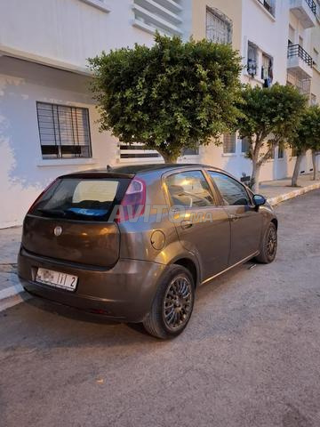FIAT Punto 1ère Main - 2