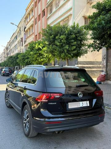 Volkswagen Tiguan - 2