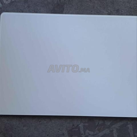 Apple Magic Trackpad Lightning - Comme neuf - 2