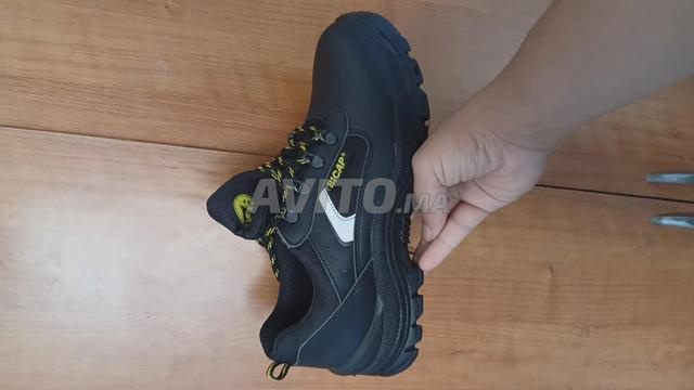 Chaussure de sécurité BICAP neuve taille 42 - 2
