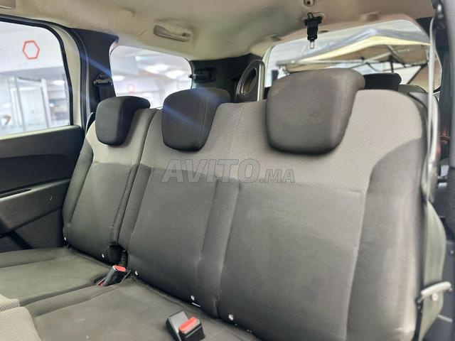 Dacia Lodgy Diesel Manuelle 2023 à Casablanca - 2