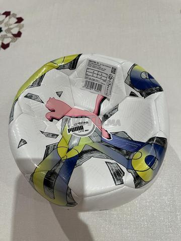 Ballon de football PUMA état neuf - 2