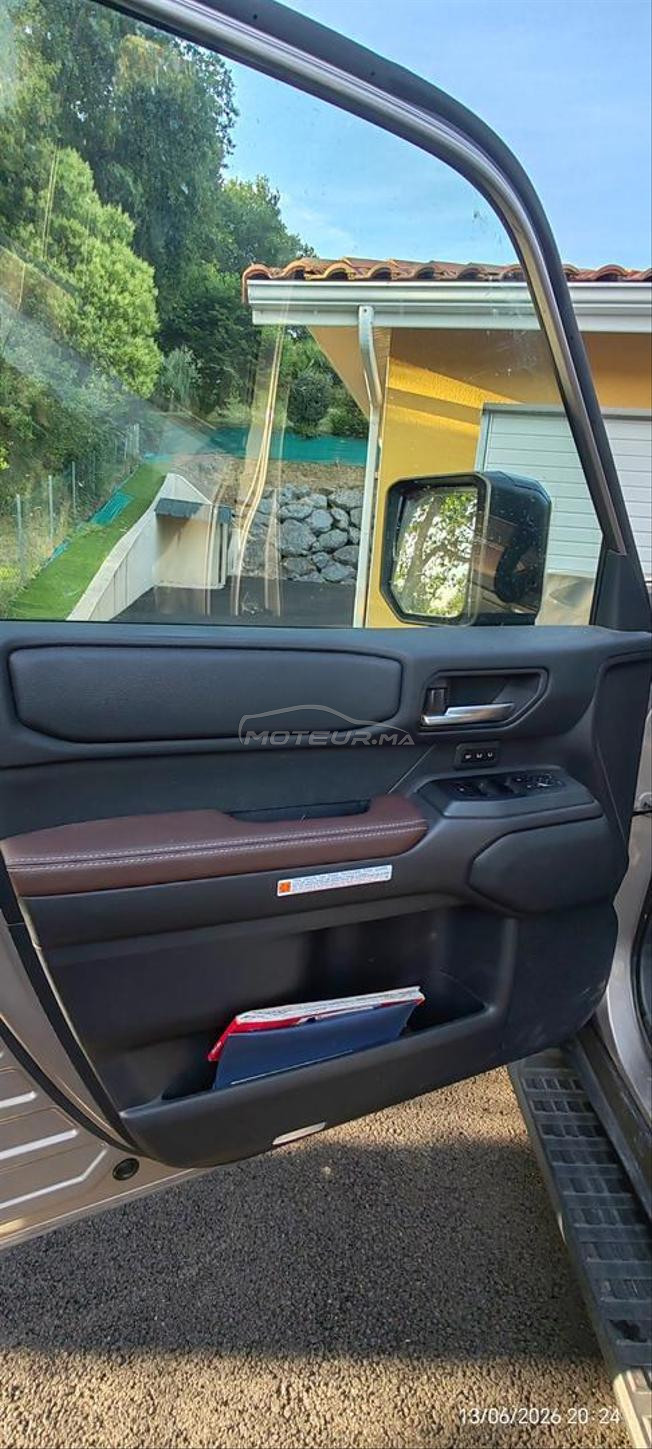 Toyota prado ultimate neuf