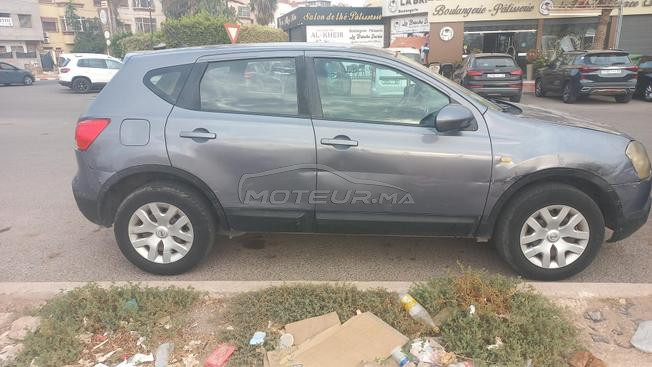 je mets en vente ma voiture nissan qachqai gris,