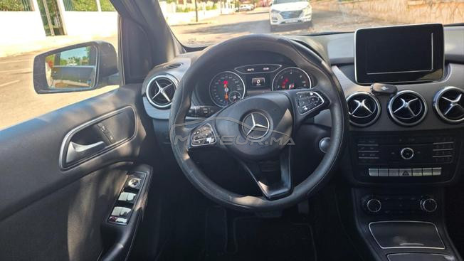 Mercedes-Benz 180 Diesel Automatique 2016