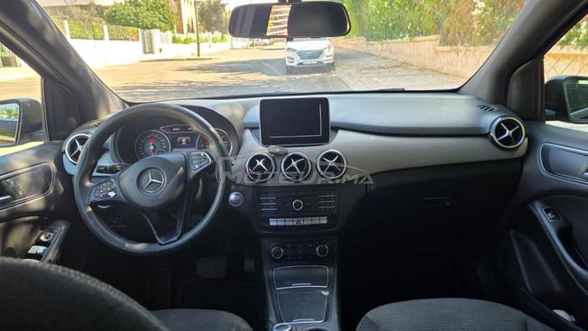 Mercedes-Benz 180 Diesel Automatique 2016